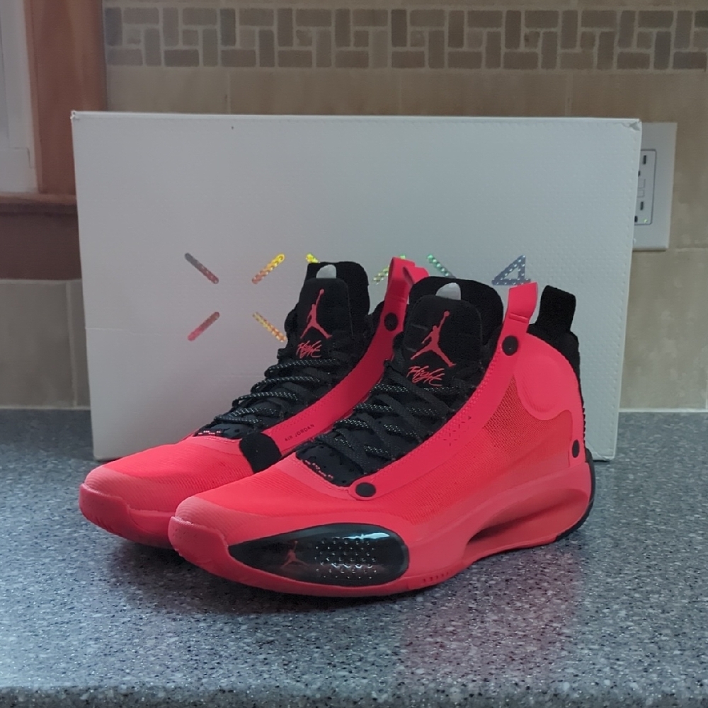 Air Jordan 34 Infrared - Worn Once